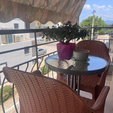 Studios Μιχαλαρεα Kyparissia Buitenkant foto