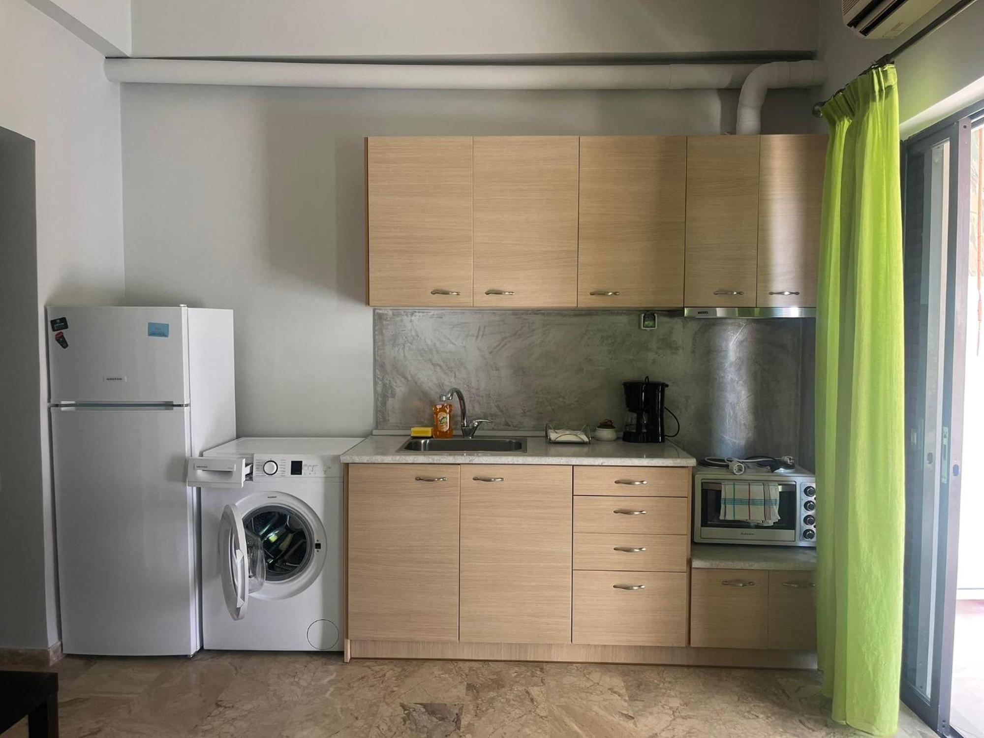 Studios Μιχαλαρεα Kyparissia Buitenkant foto